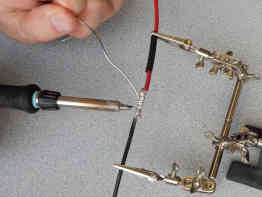 how to solder stranded wire and solid wire
